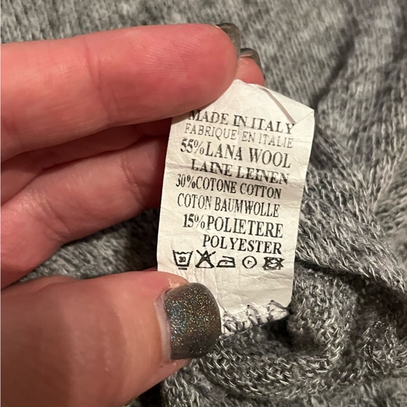 Brandy Melville Cropped Wool Blend Longsleeve - Picture 6 of 6